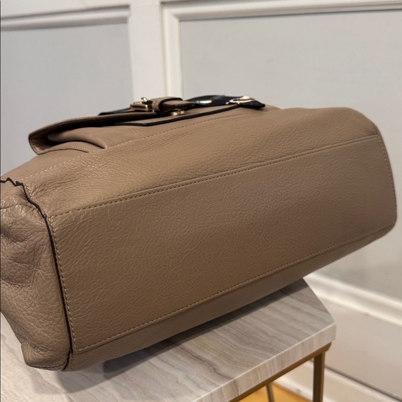 Coach Bag Charlie Tan Shoulder Bag - Picture 10 of 17